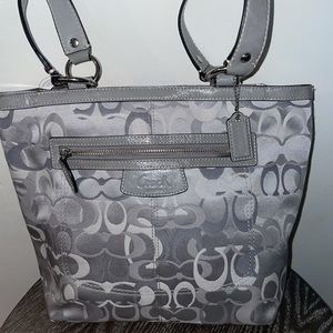 Coach Penelope Tote Cloth